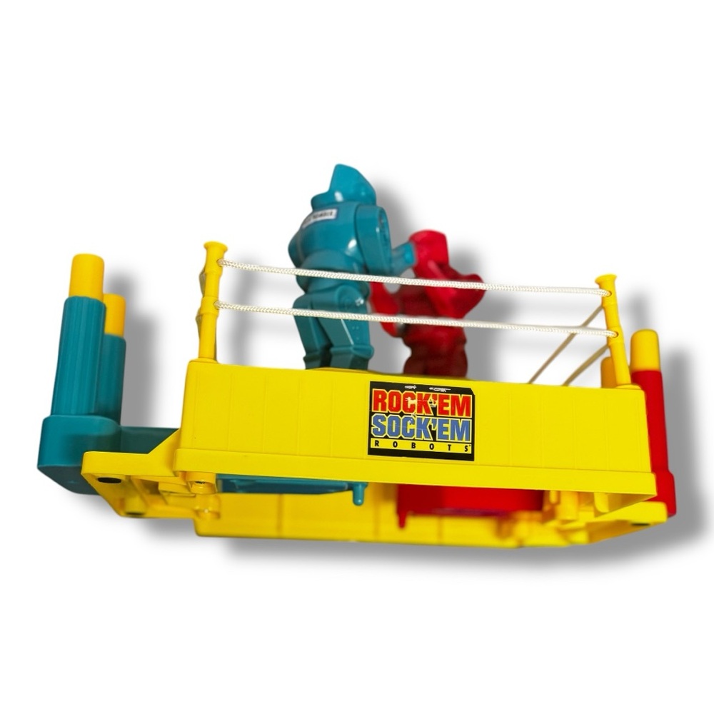 Rocken Sockem Robots 2001 (RETRO)